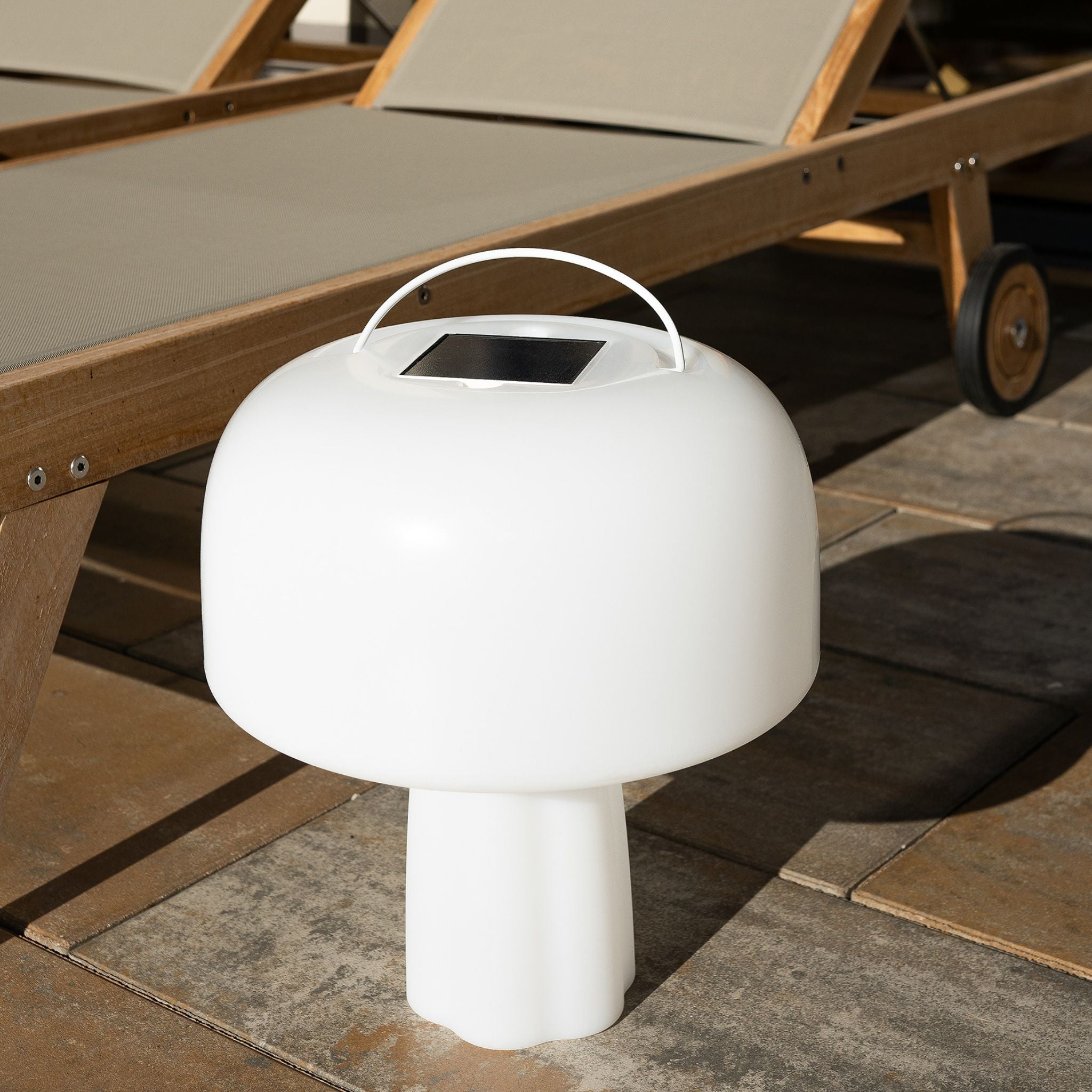 BOLETI lamp 100% Solar