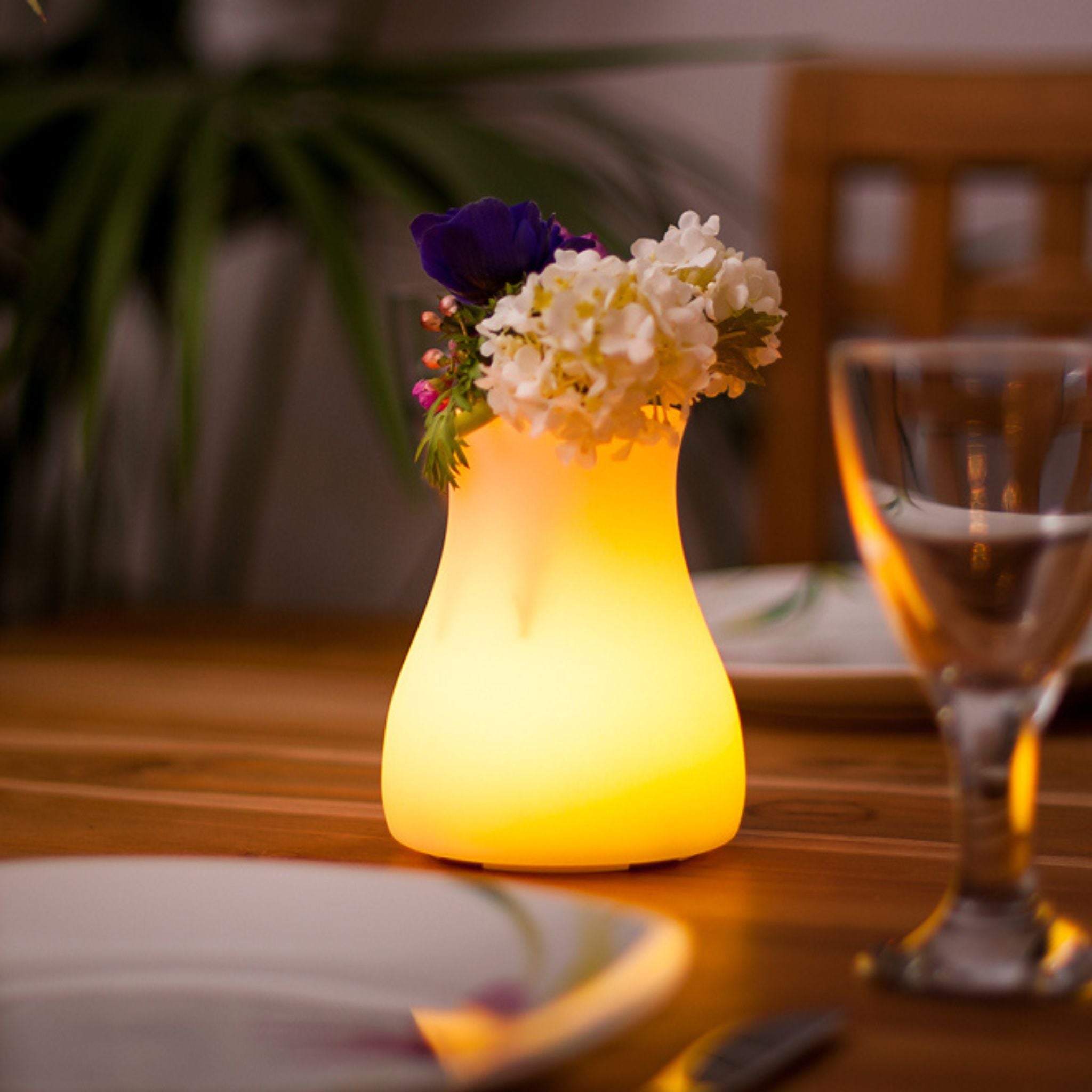 OLIO LED table vase